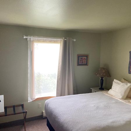 Sea Breeze Court Hotel Cannon Beach Exterior foto